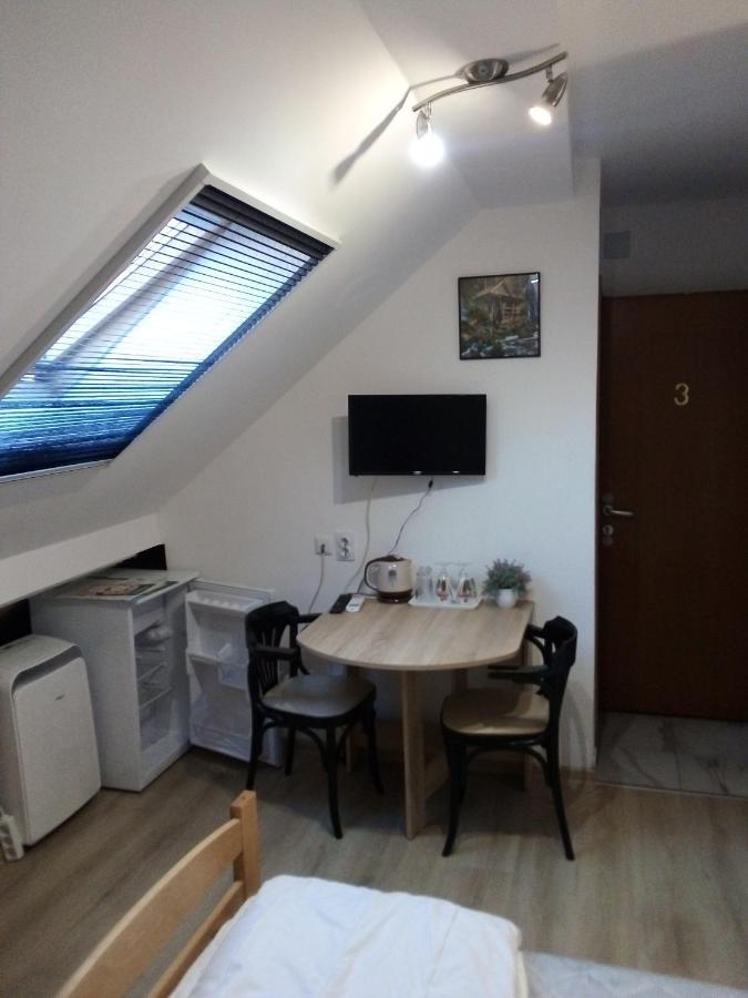 Sobe Sokcic Hotel Károlyváros Kültér fotó