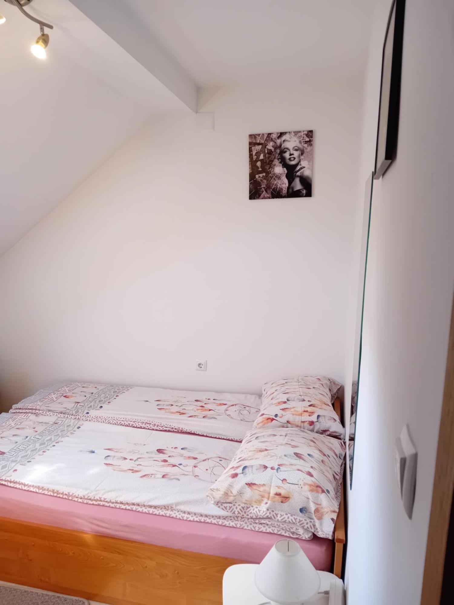 Sobe Sokcic Hotel Károlyváros Kültér fotó